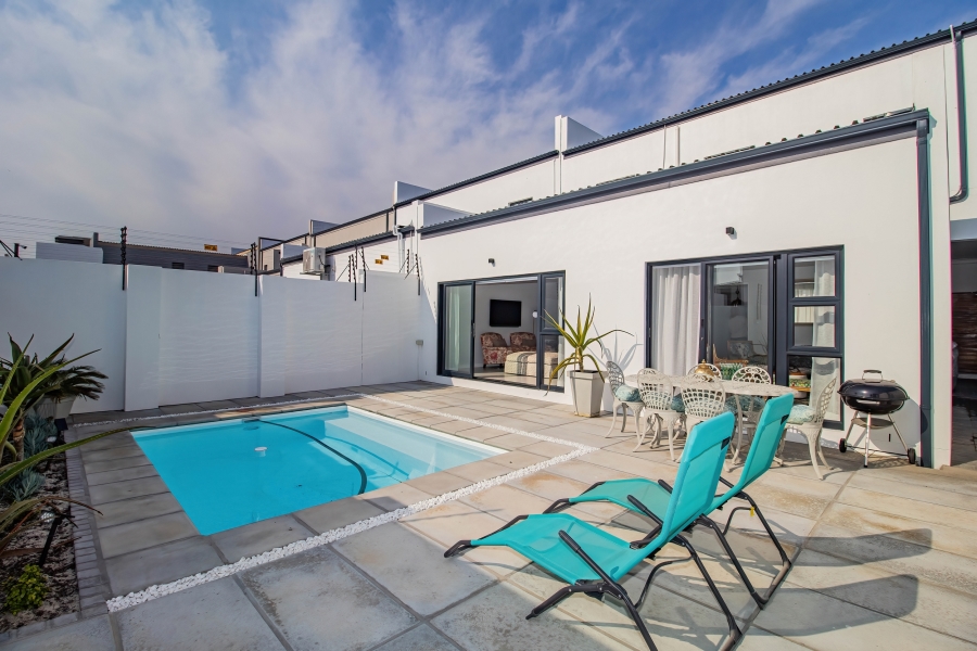 4 Bedroom Property for Sale in Sandown Western Cape